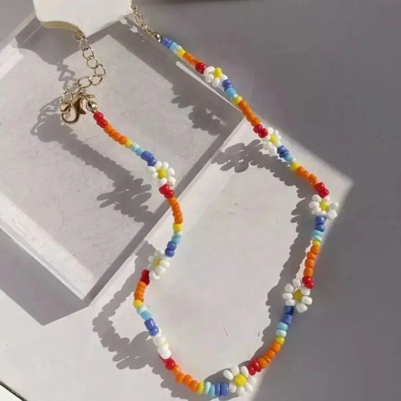 NEW! Dainty “Poppy” Beaded Rainbow Flower Necklace - Picture 7 of 11